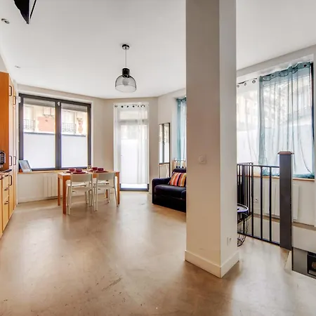 Large Flat Very Close To Montmartre Paris Exterior photo