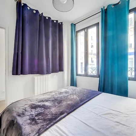Large Flat Very Close To Montmartre Paris Exterior photo